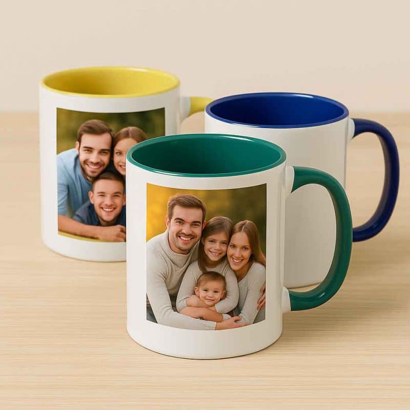 Bögre színes füllel és peremmel