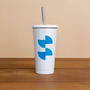 Fém színjátszós fehér latte pohár szívószállal 450ml