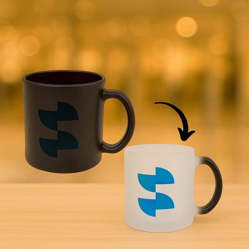 színváltós üveg fekete bögre